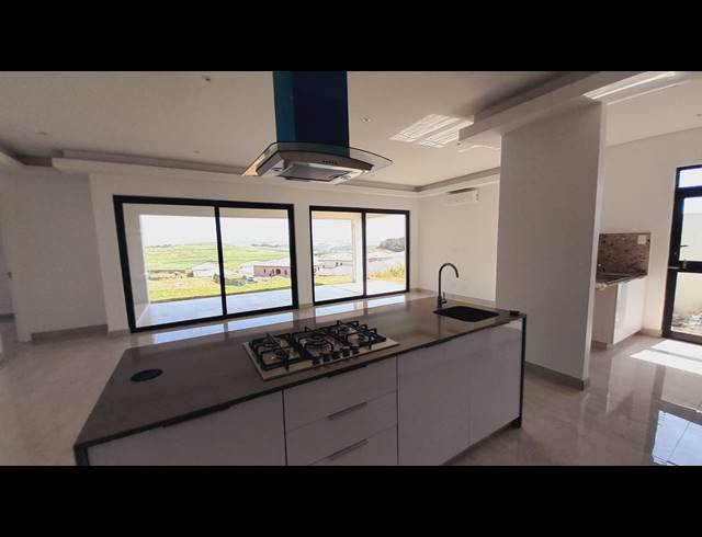 3 BEDROOM FREEHOLD FOR SALE IN SIBAYA PRECINCT